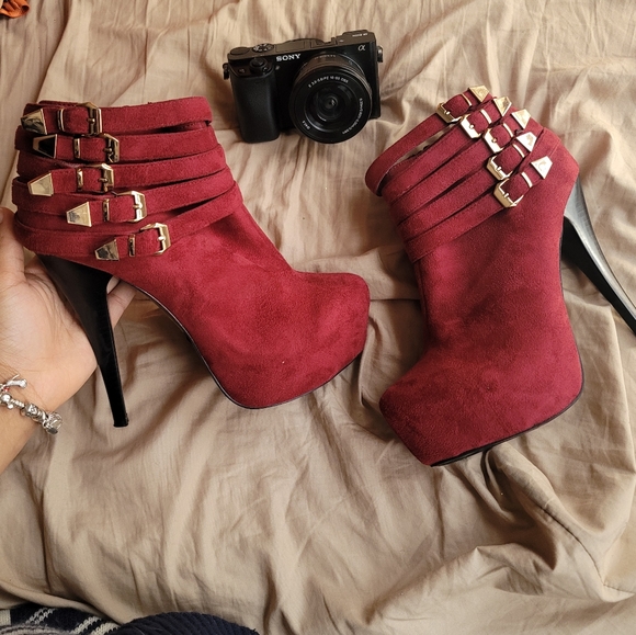 SOLD! - Picture 2 of 6